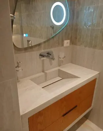 Horizon 2-2 Sea View *