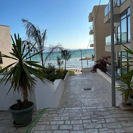 Horizon 2-2 Sea View