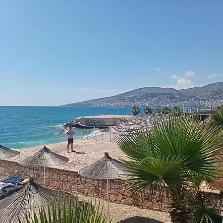 Horizon 2-2 Sea View * Sarandë