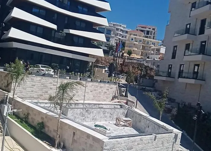 Horizon 2-2 Sea View